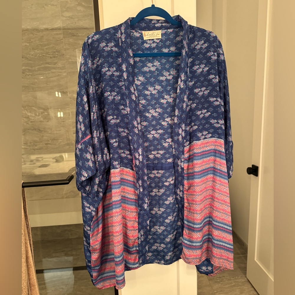Kantha Bae silk shortie kimono